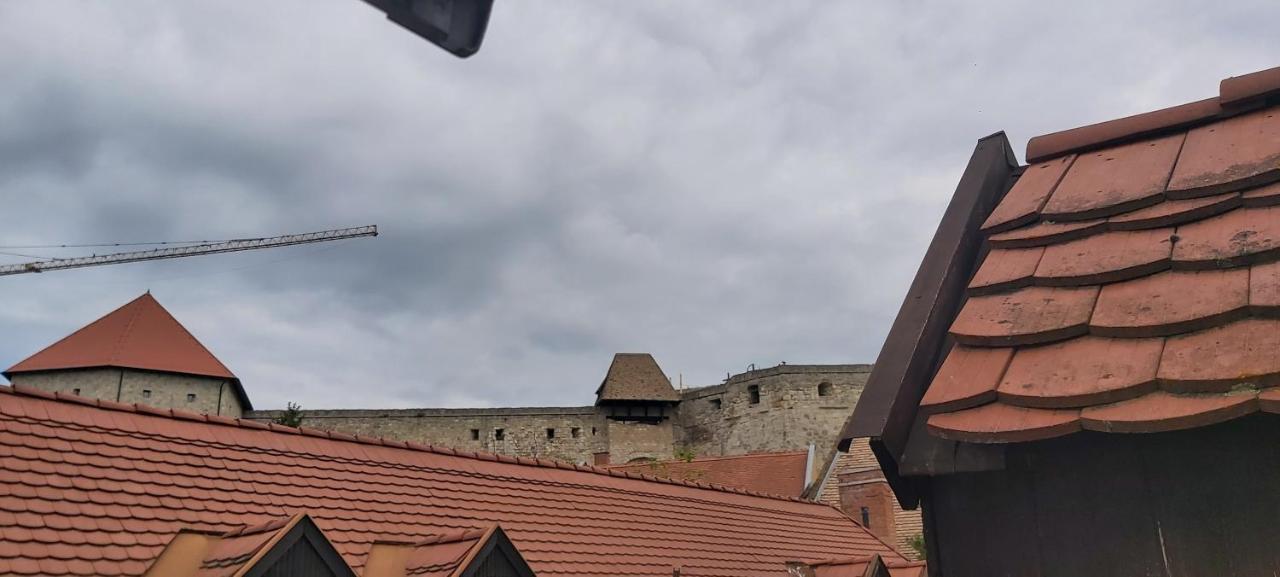 Julia Apartman Eger Esterno foto